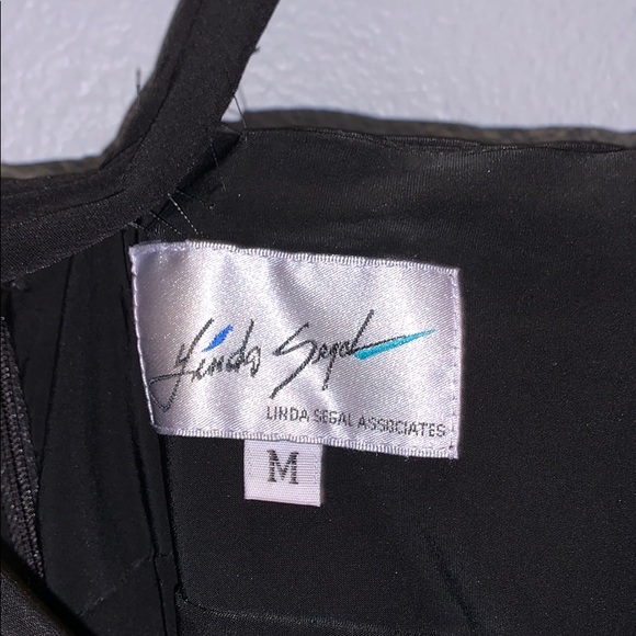 black dress - Picture 5 of 5